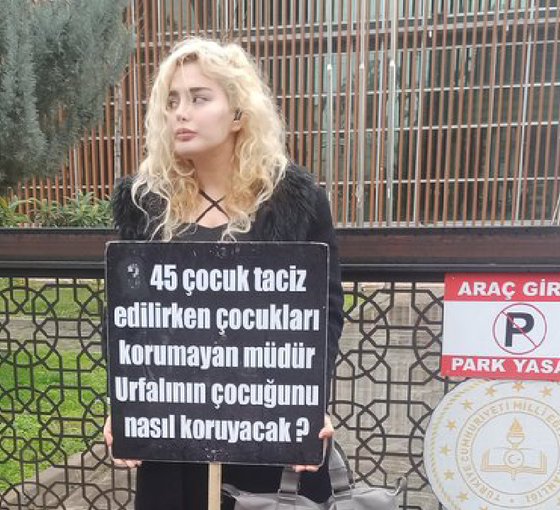 Urfa'da Ensar Vakfı’ndaki istismarı unutturmamak için eylem yapan Çetiner'e tehdit
