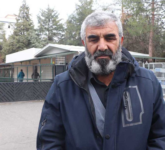Narin Güran davasında Rojin Kabaiş'in babası da adliye önünde: 'Dosyamıza takipçi olun'