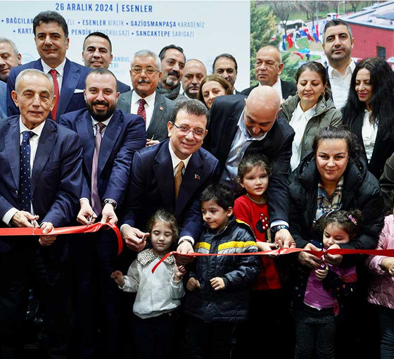 İmamoğlu, çocuklarla açılış yaptı: Mega proje, çocuklara kreşte eğitim vermektir