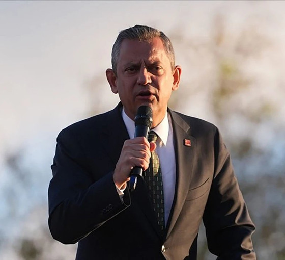 Özgür Özel'den Erdoğan'a: Fethedeceksen emeklinin gönlünü fethet