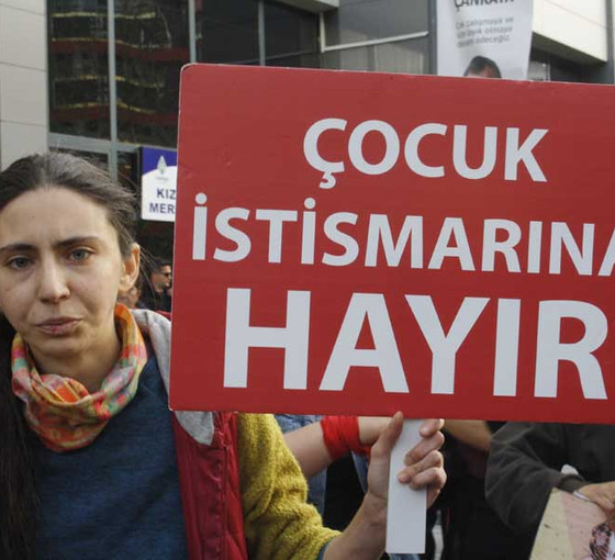 Hastaneye kaldırılan kız çocuğunun hamile olduğu ortaya çıktı