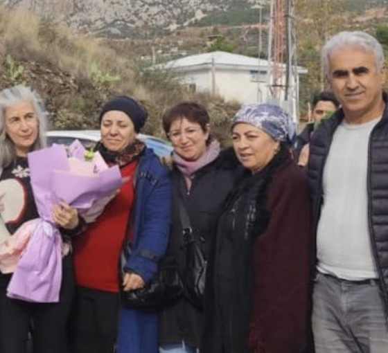 Tahliyesi 6 kez ertelenmişti: Fahriye Ceylan 32 yıl sonra özgürlüğüne kavuştu