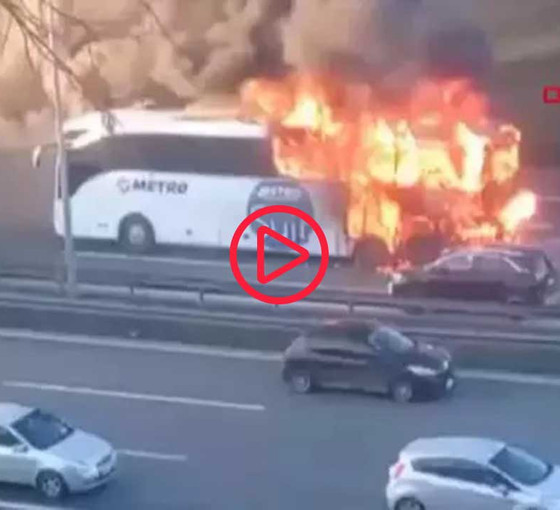 Bağcılar'da yolcu otobüsünde yangın
