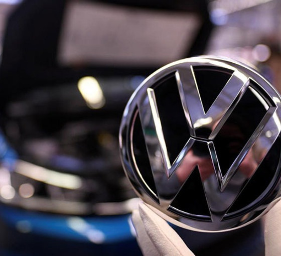 Volkswagen'da binlerce işçi geniş çaplı uyarı grevi yapacak