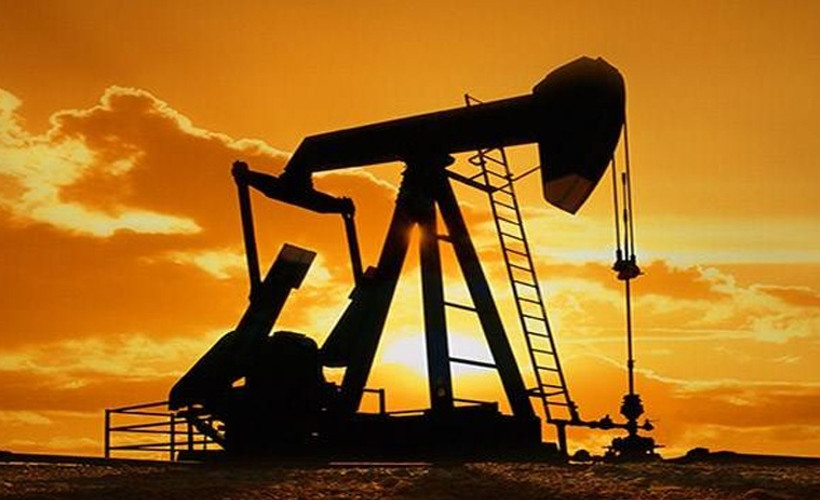 Petrol fiyatları: Asya piyasalarındaki yüzde 30 düşüş sonrası uzmanlar 'fiyat savaşı başladı' diyor