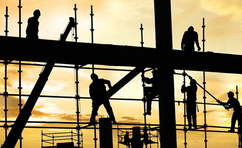 Hizmet ve perakendenin güveni düştü, inşaatçının güveni yükseldi