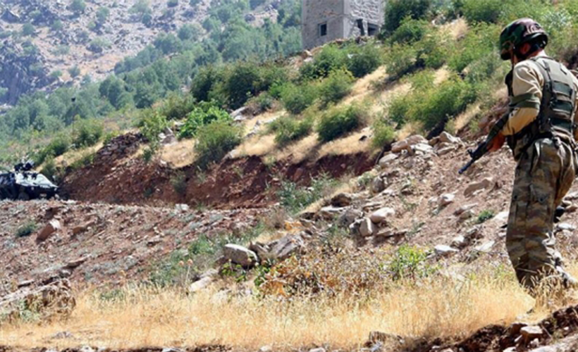 Çukurca'da 2 asker yaşamını yitirdi 7 asker yaralandı