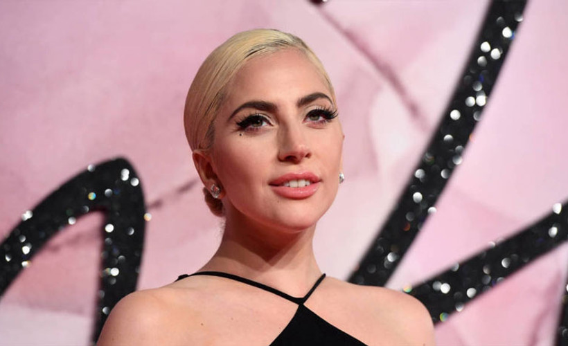 Lady Gaga'dan virüsle mücadele için rekor bağış