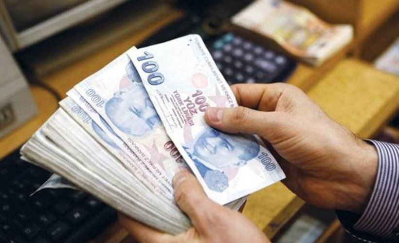KHK ile ihraç edilenlere bin liralık yardım da yok