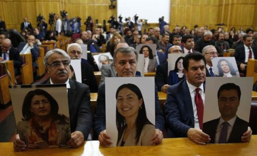 HDP'li 21 vekili hakkında dokunulmazlık dosyası Meclis'te