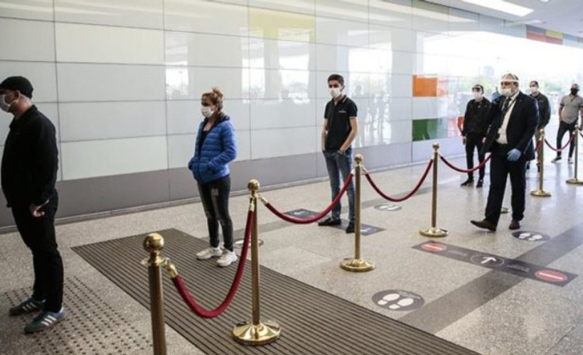 AVM'lere bir günde 1 milyon 226 bin kişi girdi