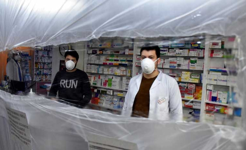 İstanbul Eczacı Odası Başkanı: 30 eczacı, 40 eczane çalışanı koronavirüse yakalandı