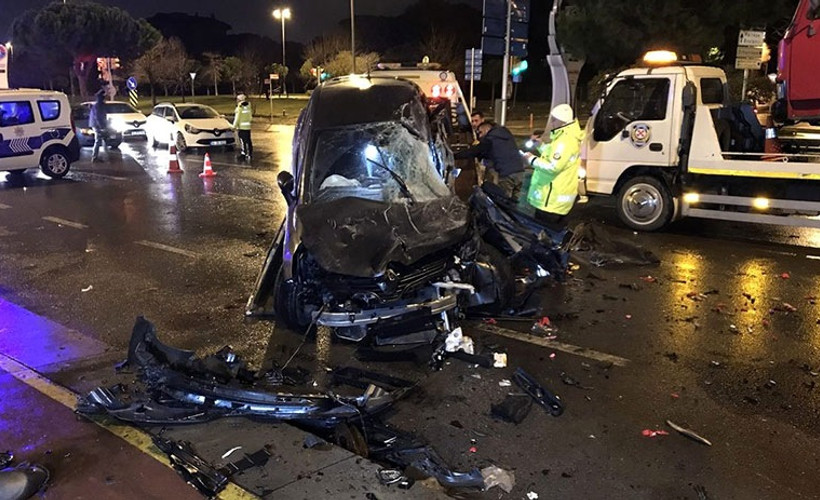 Sokağa çıkma yasağına rağmen bayramda 33 kişi trafik kazalarında hayatını kaybetti