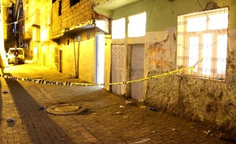 Diyarbakır'da silahlı saldırı: Bir kadın öldürüldü