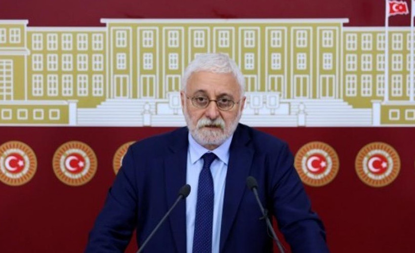 HDP'li Oluç: 'FETÖ' broşürlerindeki 'KCK' ibaresini kaldırdınız