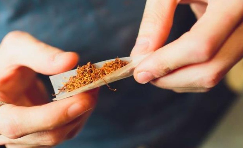 Sarma sigara satmak bugünden itibaren resmen yasak