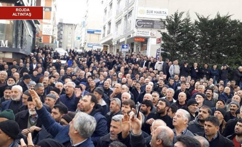 Cuma namazından çıktılar davalık oldular