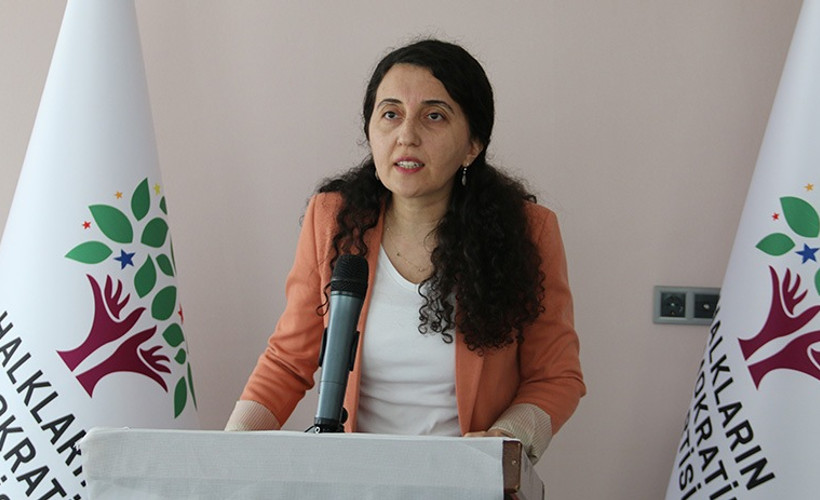 HDP Sözcüsü Günay: AKP kendi kumpas davalarını yaratarak krizi zamana yaymaya çalışıyor