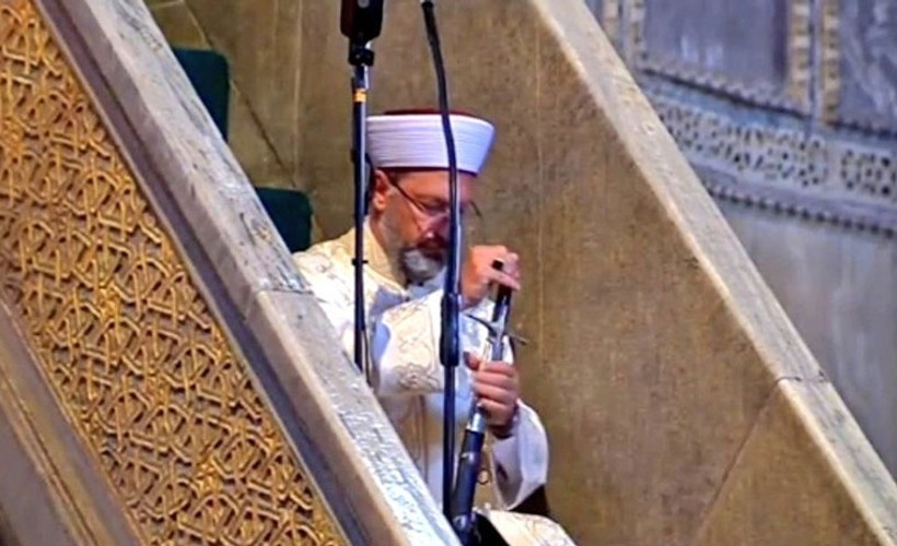 İhsan Eliaçık: IŞİD lideri de elinde kılıçla hutbe okumuştu