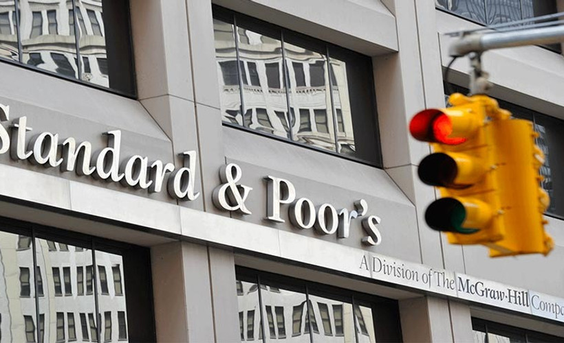 S&P'den Türkiye değerlendirmesi: Rezervler azalıyor, faiz artırımı kaçınılmaz