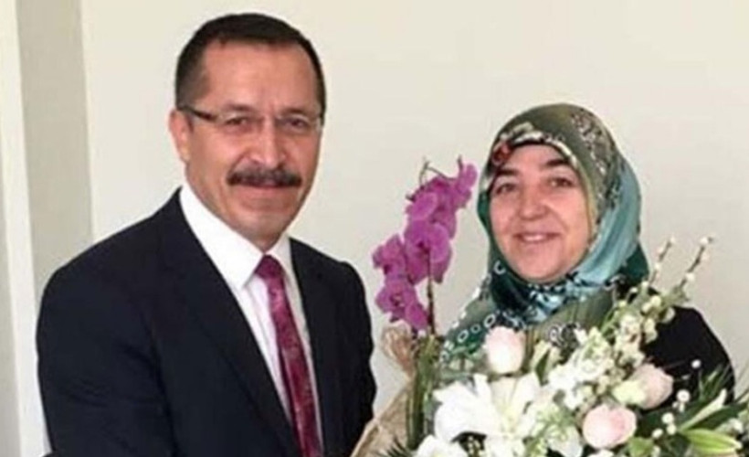 Eşi için özel kadro açan Rektör Bağ'ın üniversitede 22 ayrı koltuğu var