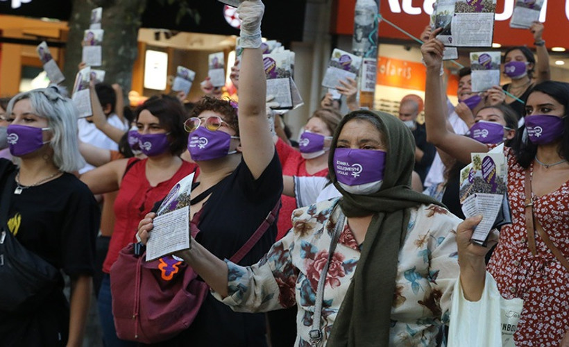 Kadınlar İstanbul Sözleşmesi'ni anlattı: Sözleşme tüm kadınların güvencesidir