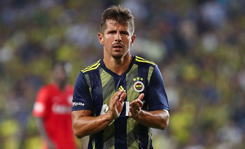 Emre Belözoğlu futbolu bıraktı