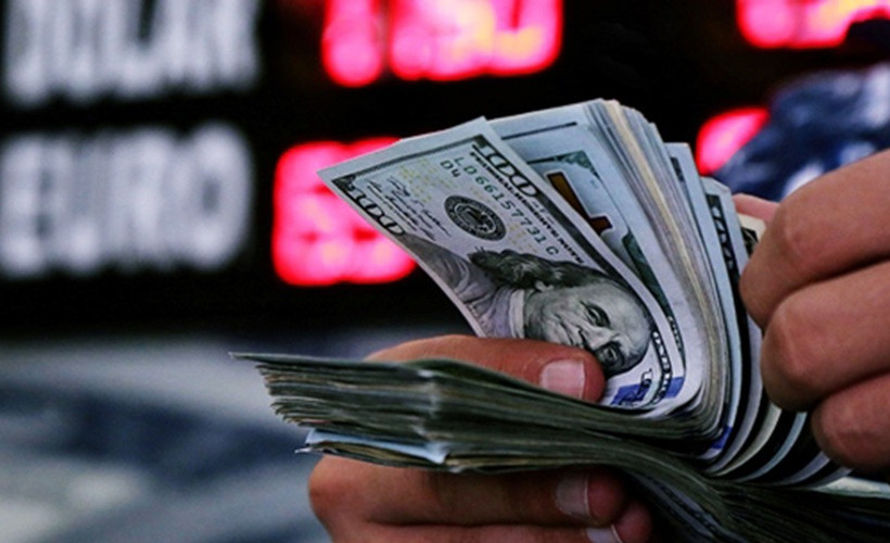 Küresel piyasalar durgun, altın yükseliyor: Dolar ve euroda yeni zirveler görüldü