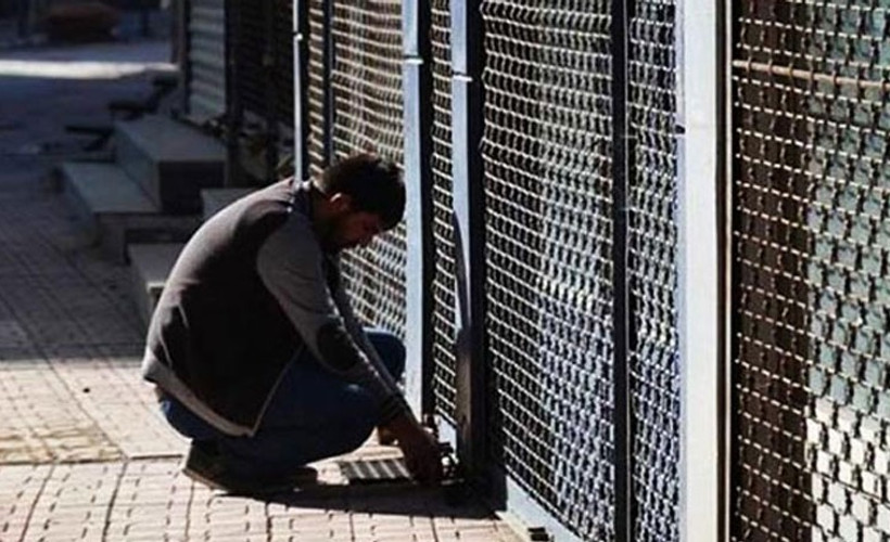 Salgınla durgunluk zirve yaptı: Esnaf kira ödemek için kredi çekiyor