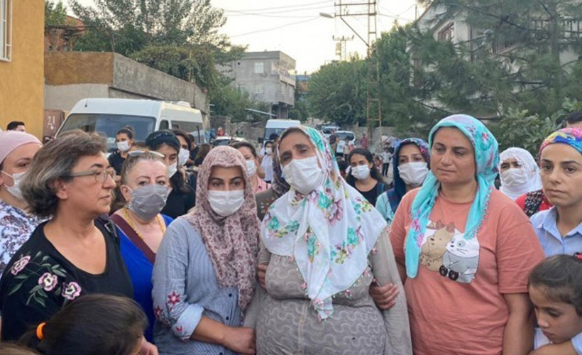Remziye’yi korumayan polis ölümünden sonra evinin önünde nöbet tutuyor