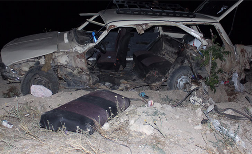 Trafik faciası: 4 ölü, 8 yaralı