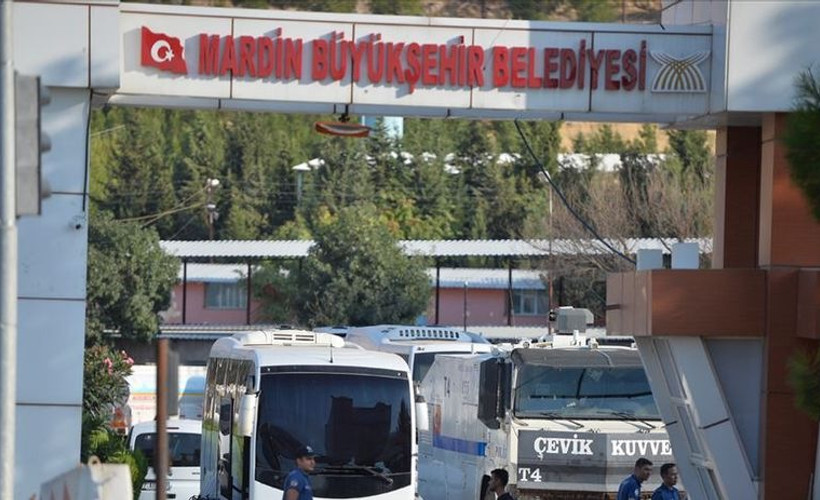 Kayyım, kaymakamı daire başkanı olarak atadı