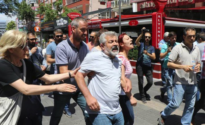 Yüksel Caddesi'nde 2 gözaltı daha