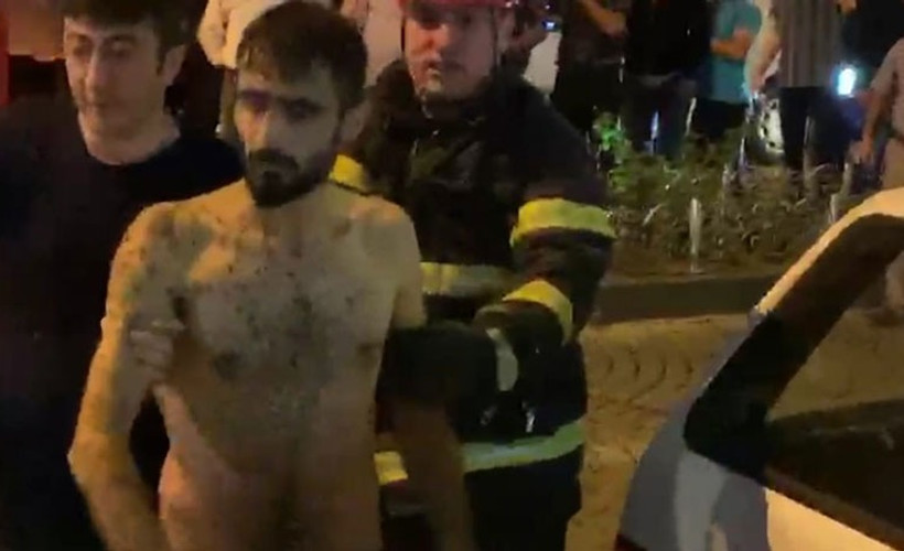 Rize'de 'beni kurtarın' diye seslenen kişi itfaiye tarafından rögardan çıkarıldı