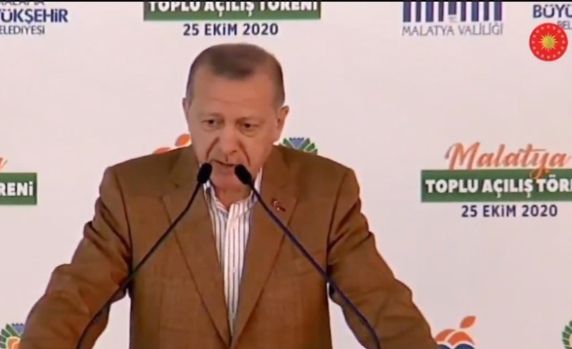 Erdoğan'dan izin çıkmayınca Bakan Varank'ın mikrofonunun sesini kıstılar
