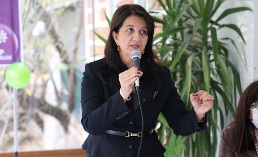 Pervin Buldan kadınlara seslendi: Birlikte mücadele etmezsek, iktidar bizi yaşatmaz