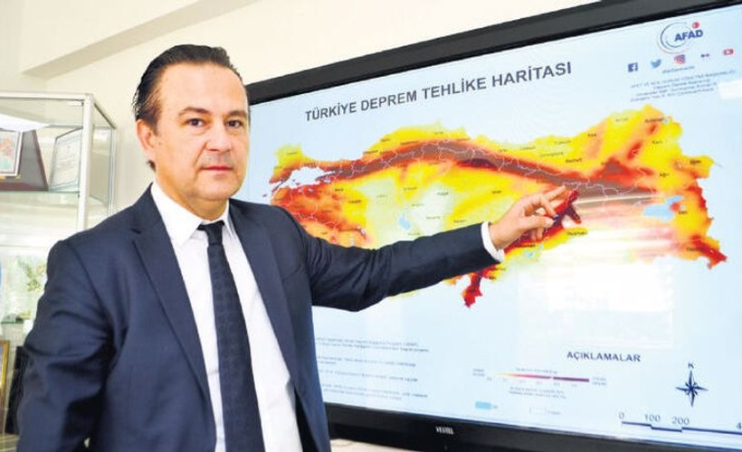 İzmir'de 13 günde 3 bin 587 artçı sarsıntı kaydedildi