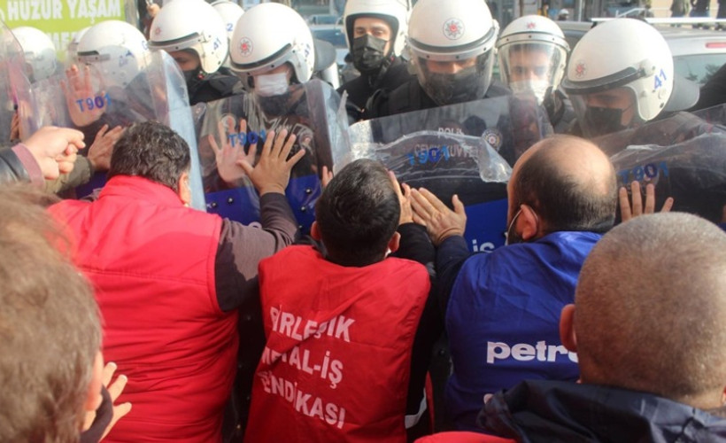 Ankara'ya yürüyen metal işçilerine polis müdahalesi: Sendika başkanları ve onlarca işçi gözaltına alındı
