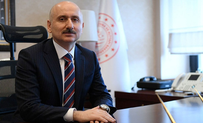 Evrensel Hizmet Fonu'nun akıbeti soruldu, Ulaştırma Bakanı yasa numarası gönderdi