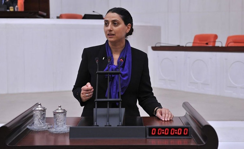 Afrin'de kaçırılan kadınlar Bakan Çavuşoğlu'na soruldu