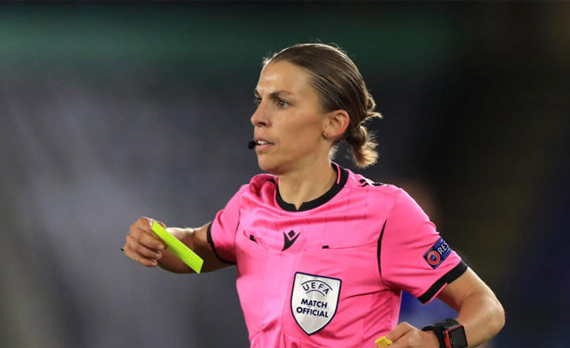 İlk kez bir kadın hakem UEFA Şampiyonlar Ligi'nde maç yönetecek