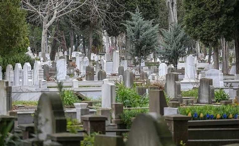 İBB, Bakanlıktan yeni mezarlık alanı istedi