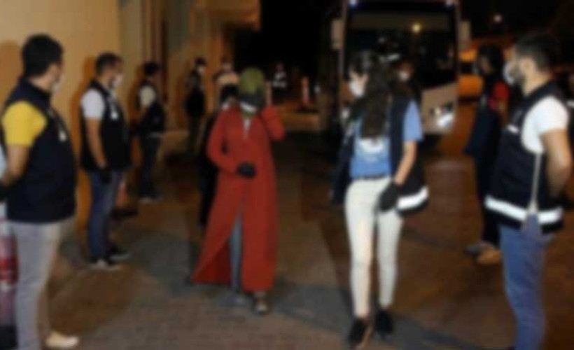 Cezaevi ve emniyette çıplak arama işkencesi: Aylardır hastaneye gidemeyenler var