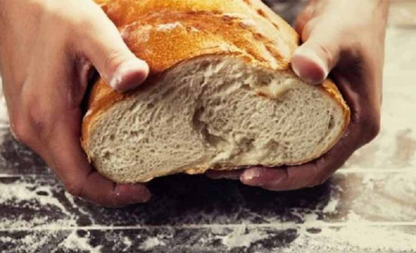'Saray'da her şey var, vatandaşa gelince yok'