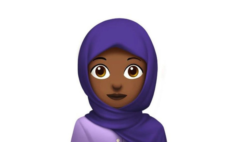 Apple'dan türbanlı kadın