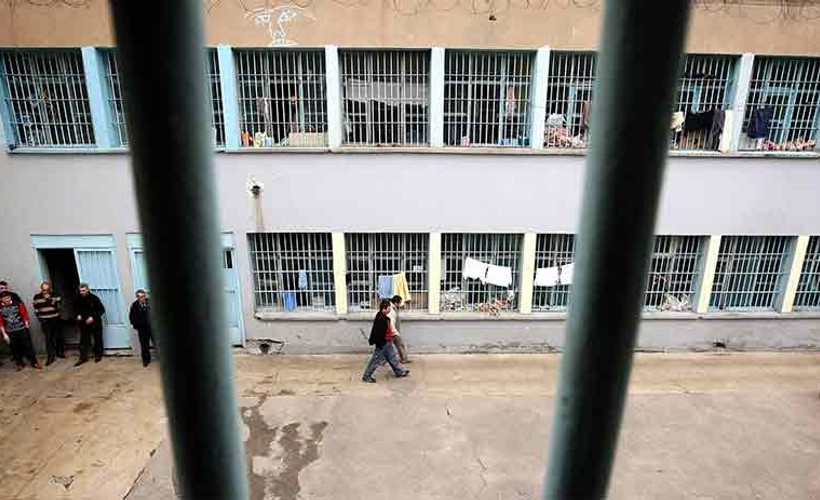 Açlık grevleri 42'nci gününde devam ediyor