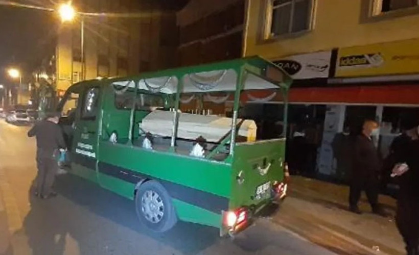 Bir kadın çocuğunun gözü önünde boğularak öldürüldü