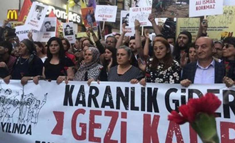 Gezi davasında yargılanan 9 kişiye yurt dışı yasağı
