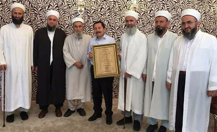 Gitti Fetullahçılar geldi İsmailağacılar