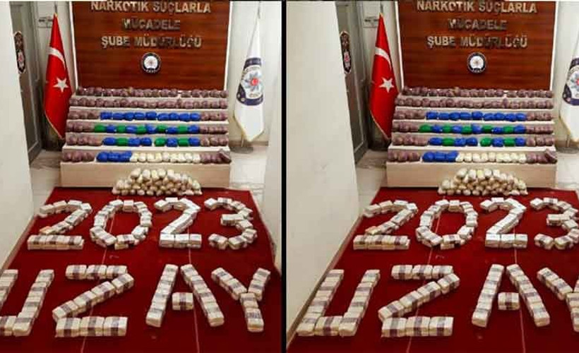 Polisler eroin paketleriyle '2023 Uzay' yazdı